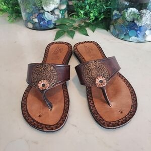 LARA Brown Mandala Sandals: Embossed Aztec Leather Thong Slide: NWOT
